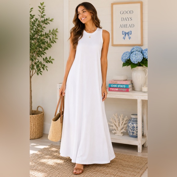 Magaschoni Dresses & Skirts - Magaschoni Sleeveless Maxi Dress in Soft White